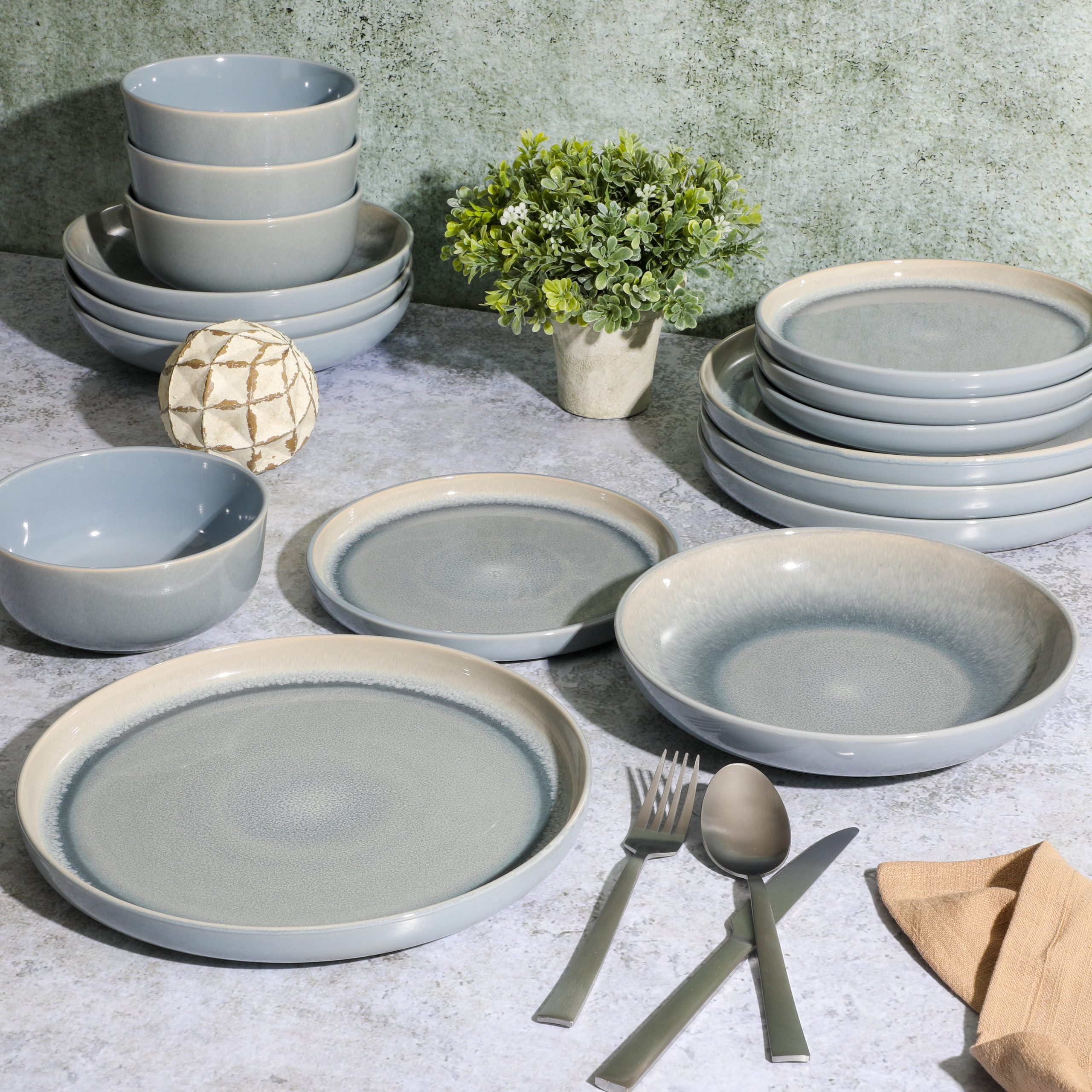 Gibson Elite Juno Moon 16-Piece Double Bowl Reactive Stoneware Dinnerware Set - Image 3