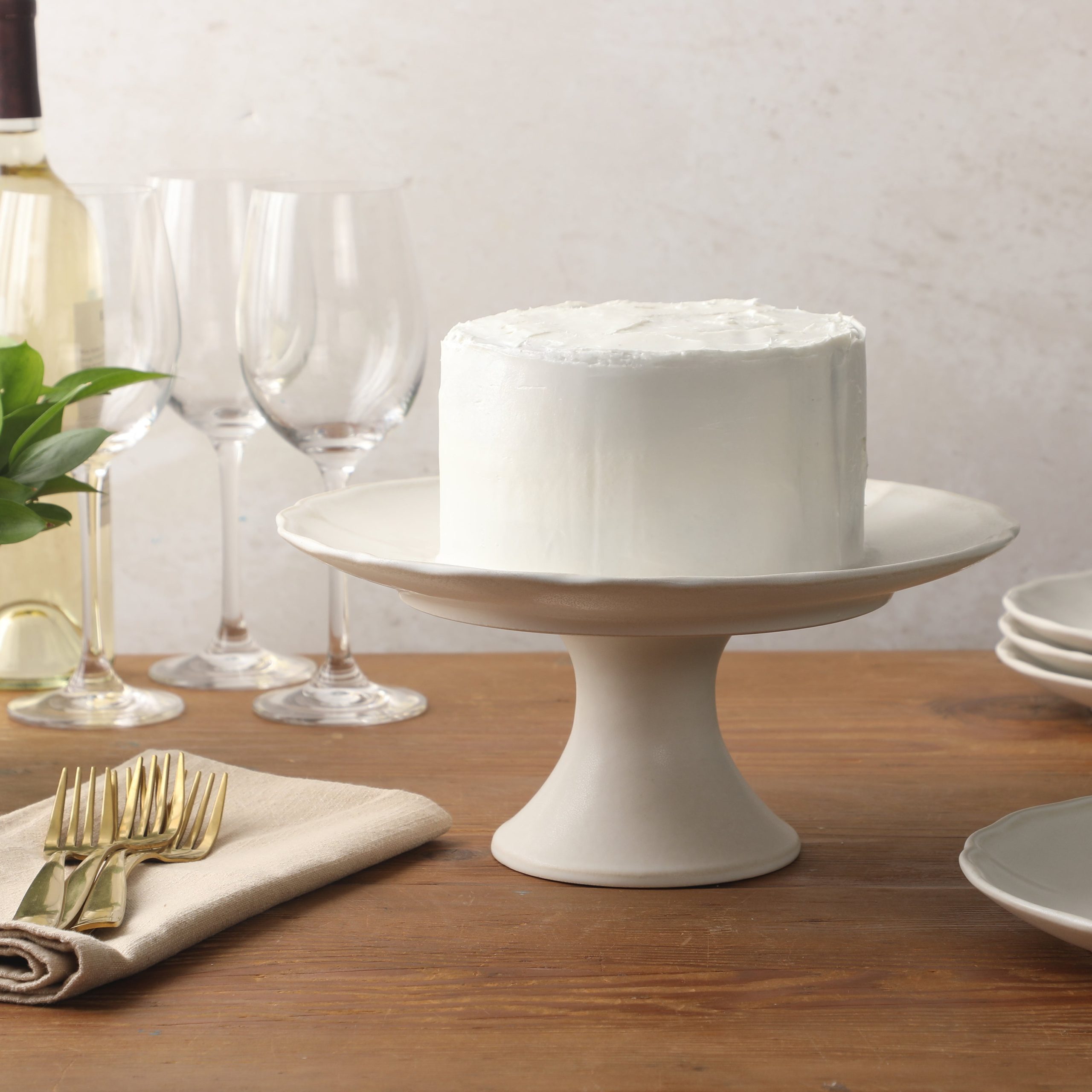 Gibson Elite Vista Rossio - Made in Portugal - 10.6 Inch White Ceramic Cake Stand, Pedestal Dessert Stand with Scalloped Rim, Cupcake Stand - Image 3