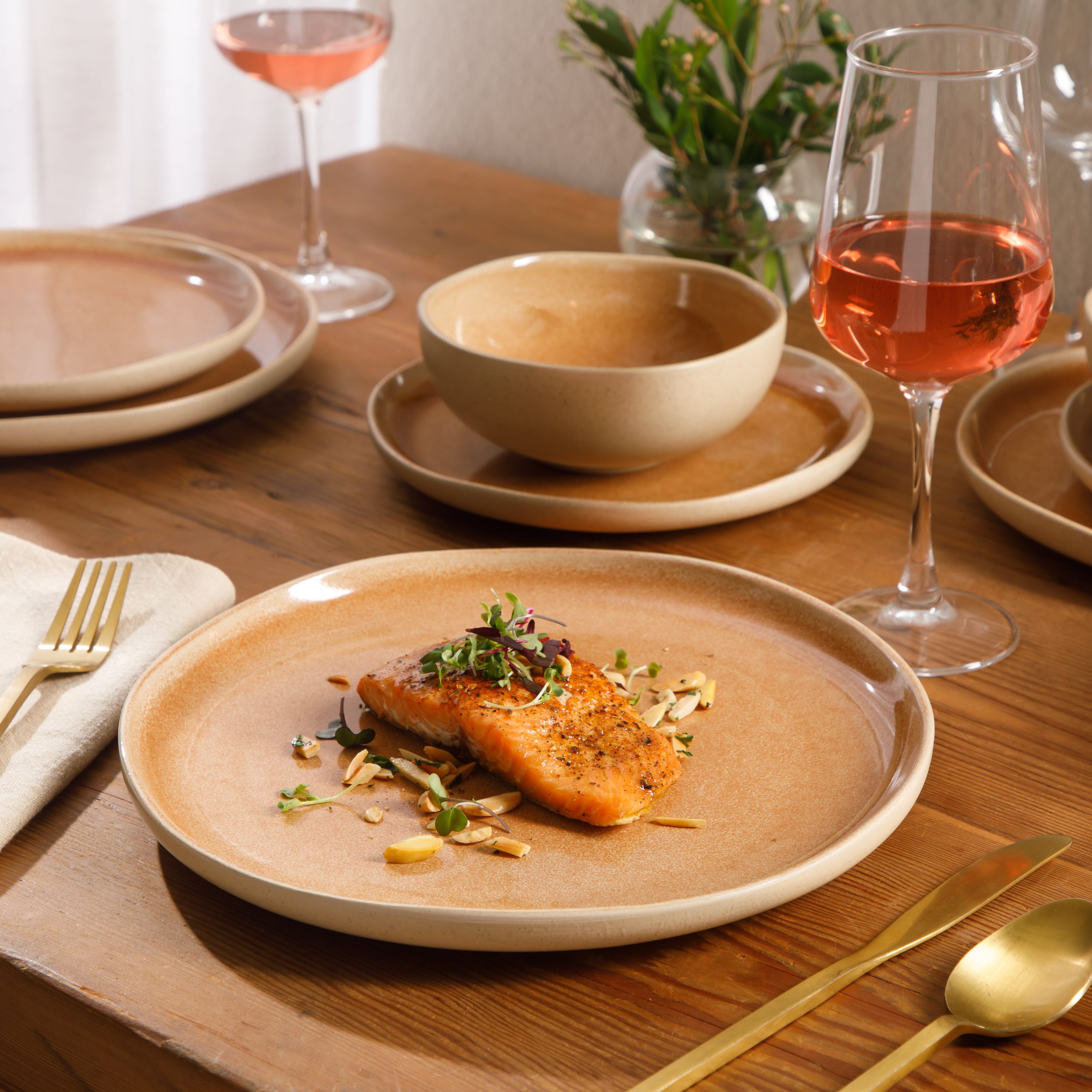 Gibson Elite Manila Bay 12-Piece Stoneware Dinnerware Set, Service for 4, Reactive Glaze Modern Artisan Plates, Bowls & Mugs, Round Design - Image 10