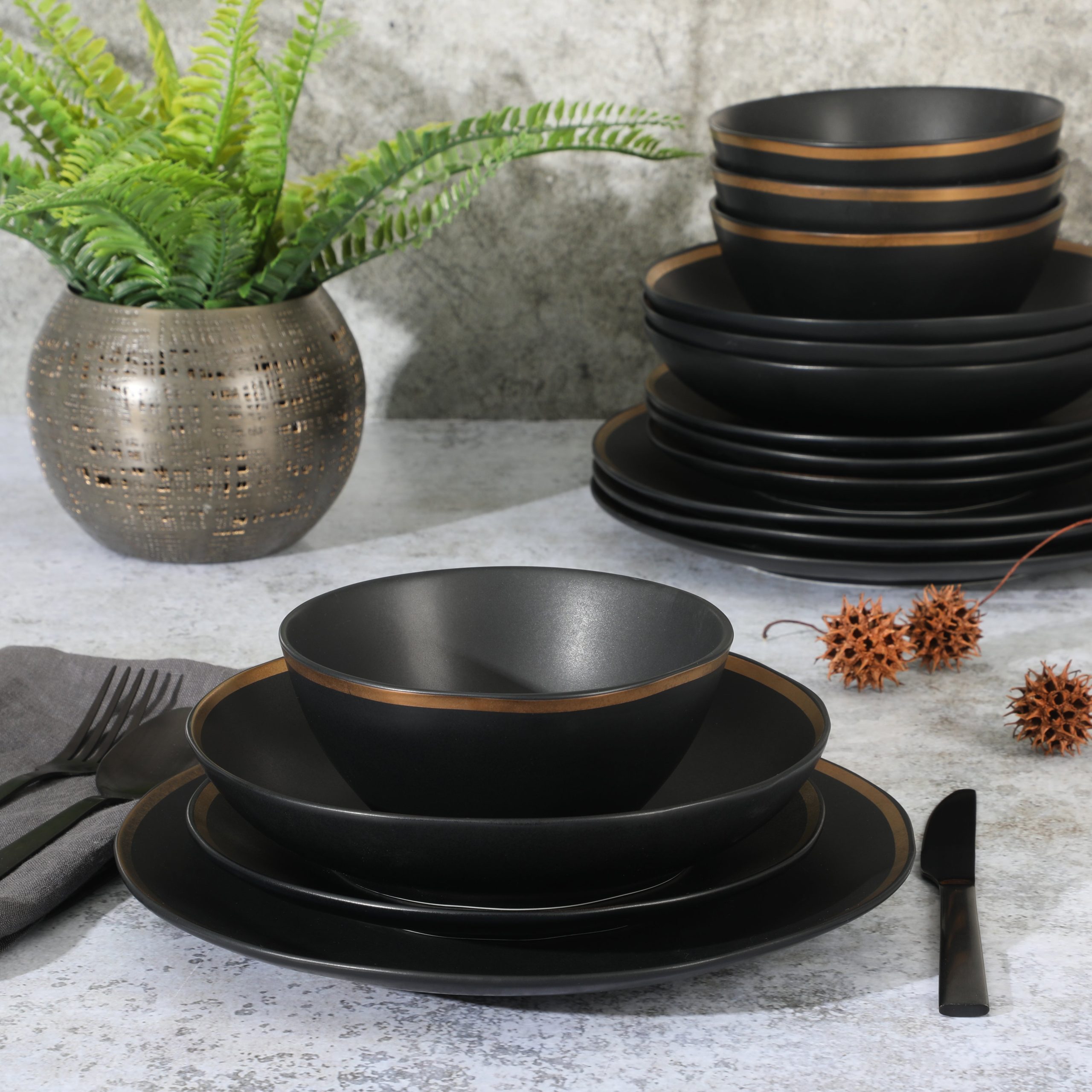 Gibson Elite Kings Road Double Plates and Bowl Organic Round Porcelain Dinnerware Set - Image 6
