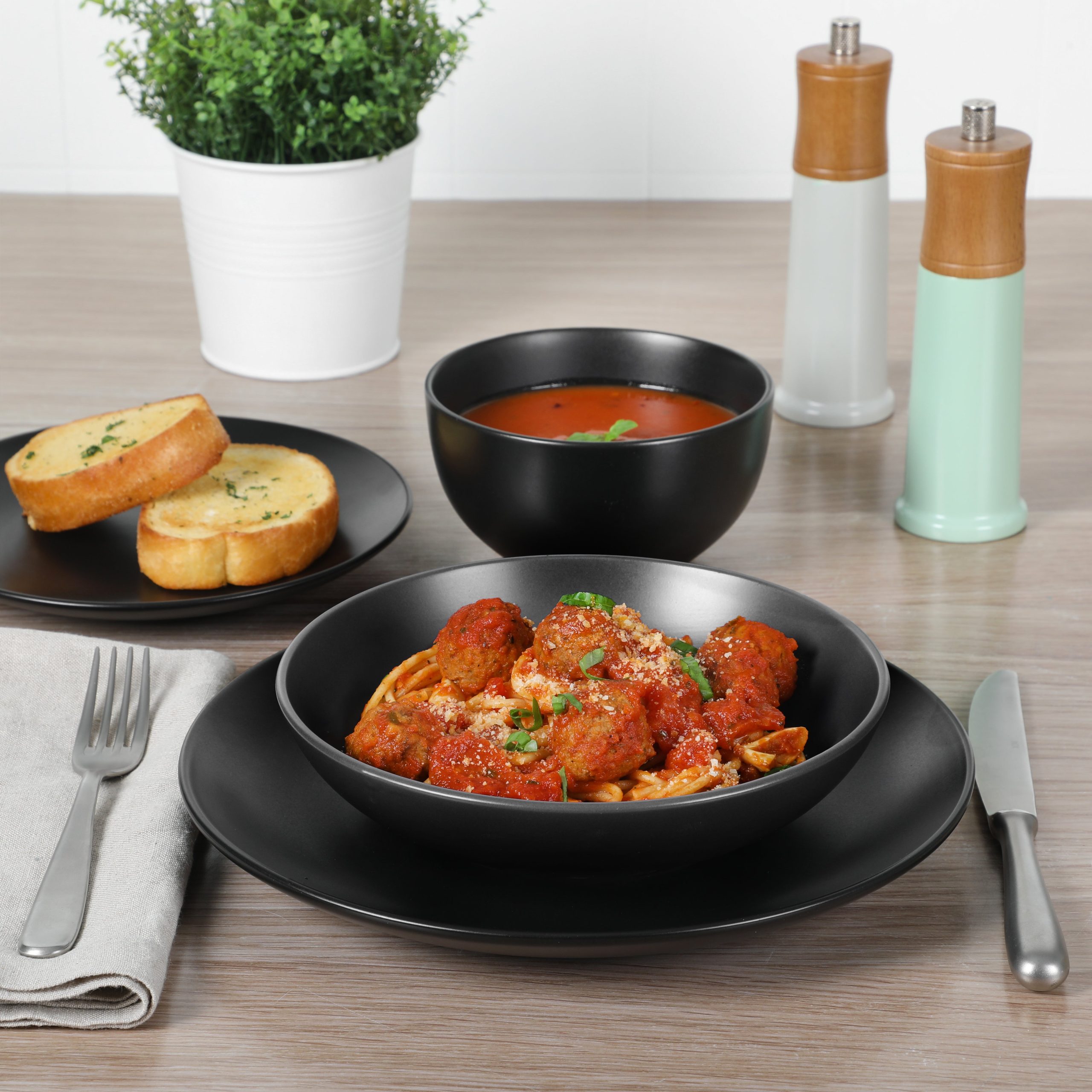 Gibson Home Queenslane 16 Piece Double Bowl Plates and Bowls Dinnerware Set - Image 2