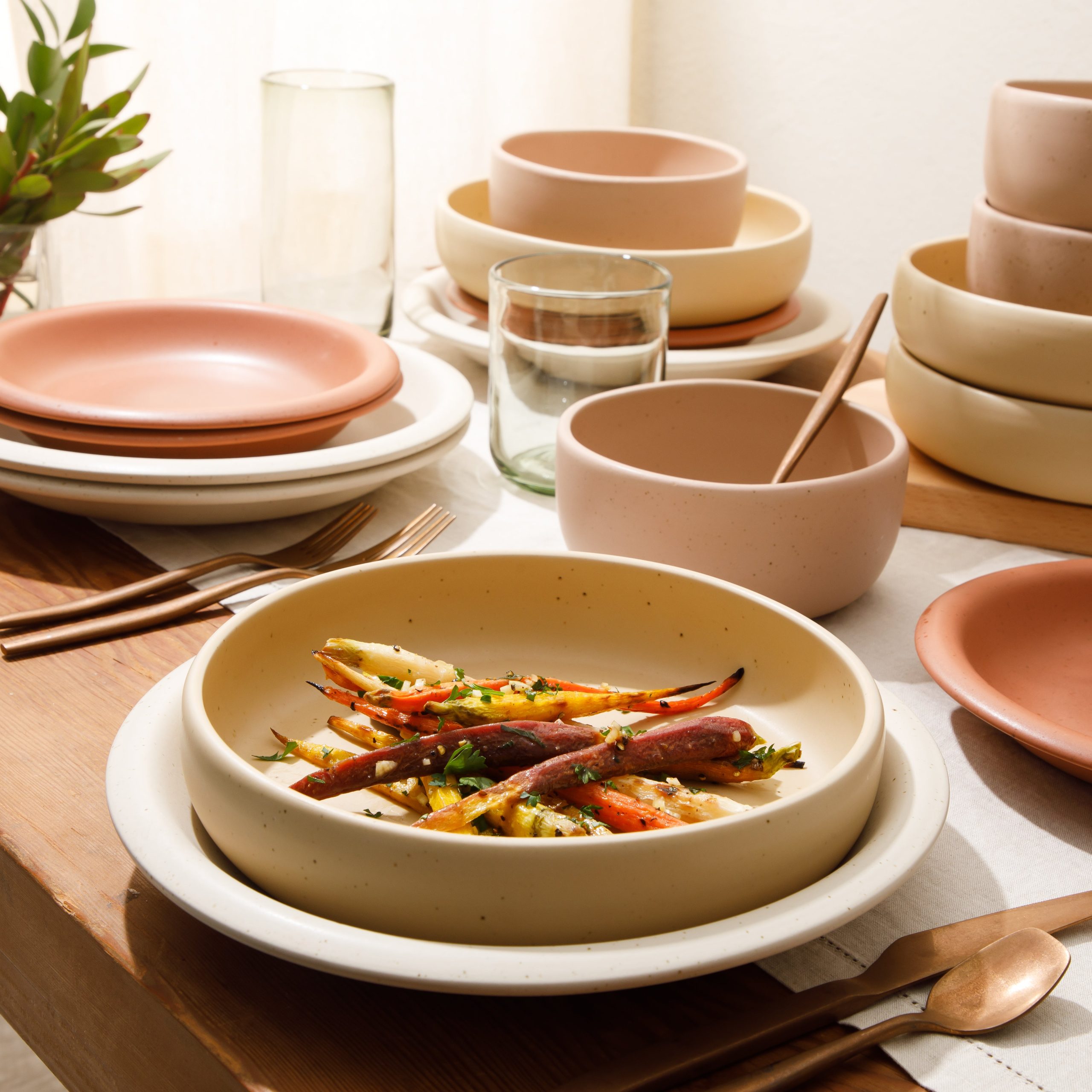 Bloomhouse Corsica Clay 16 Piece Double Bowl Stoneware Reactive Glaze Dinnerware Set - Image 5