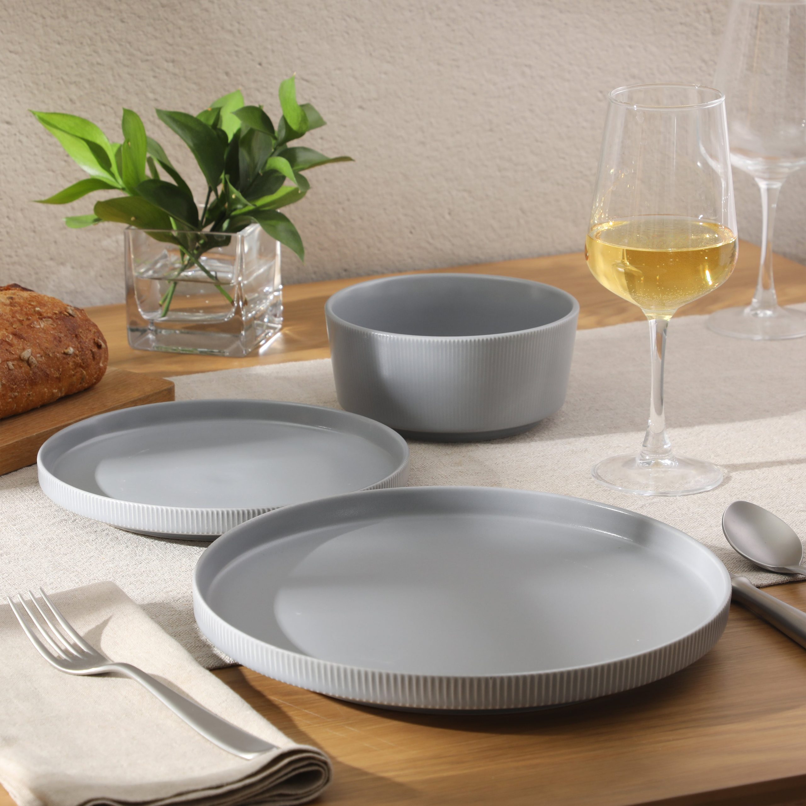 Gibson Home Dempsey Road 12-Piece Stoneware Dinnerware Set – Service for 4, Round Plates and Bowls, Durable Solid Color Modern Embossed Dish Set, Microwave & Dishwasher Safe - Image 12