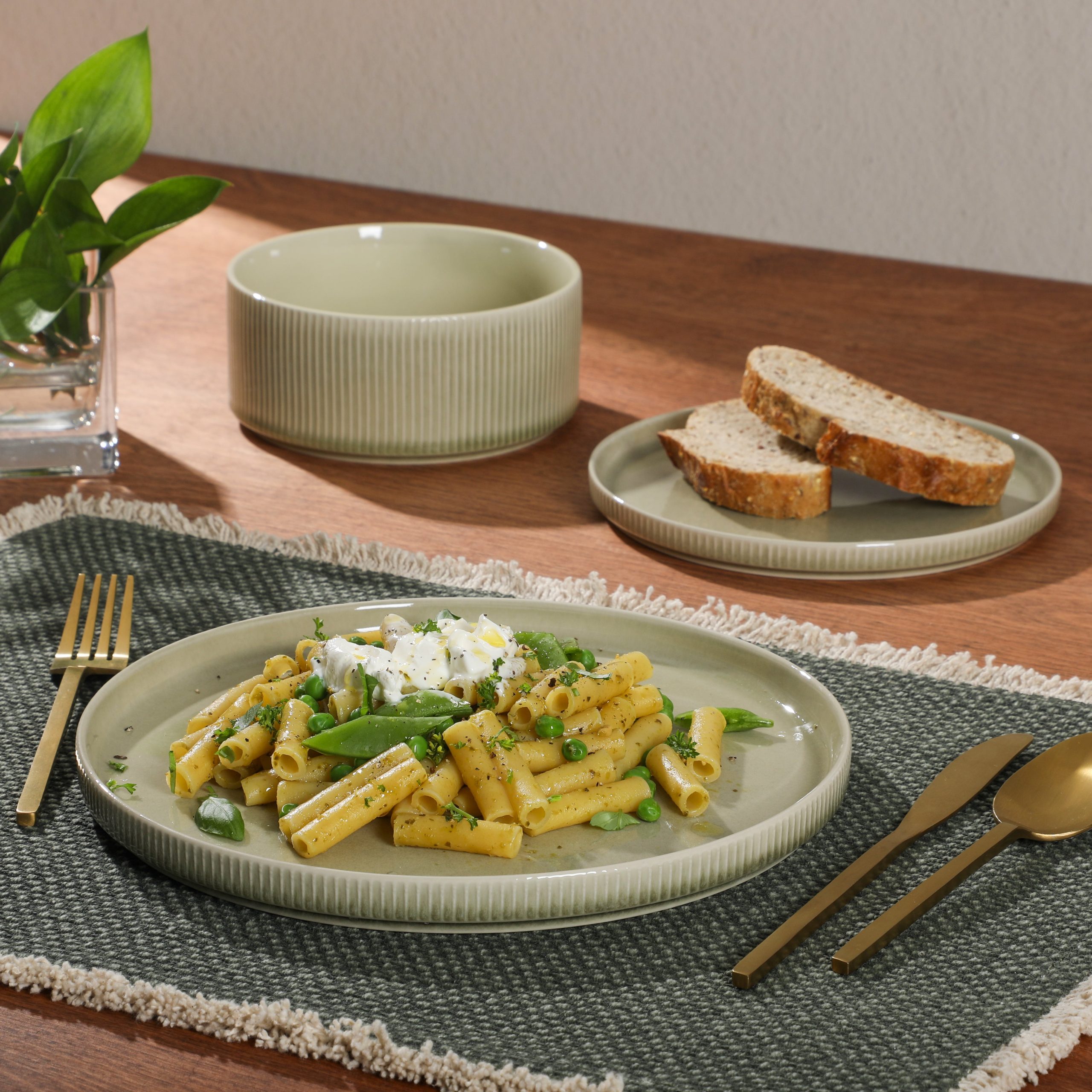 Gibson Elite Solana Coast 12 Piece Stoneware Reactive Glaze (Service for 4) Ceramic Plates and Bowls Modern Shape Embossed Dinnerware Set - Image 12