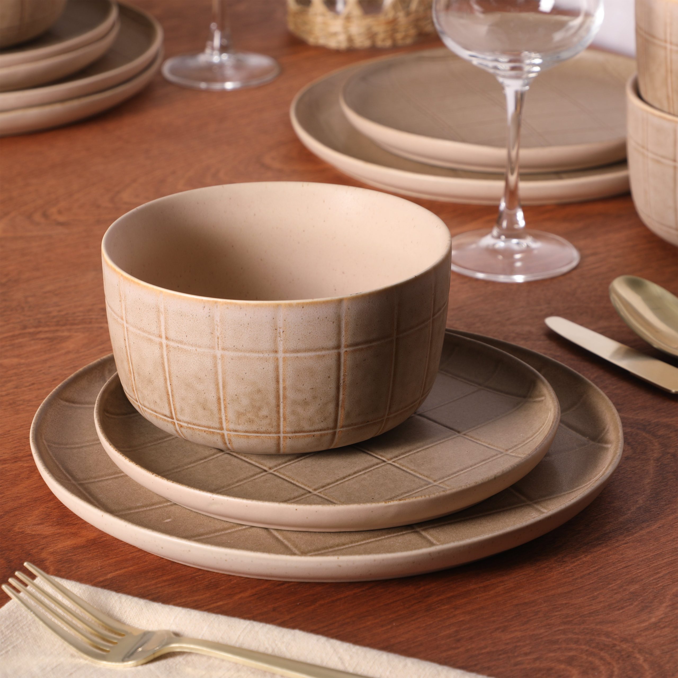 Gisbon Elite Butterwick 12 Piece Plates and Bowls Stoneware Dinnerware Set - Reactive Glaze Patterned Dishes - Microwave and Dishwasher Safe - Image 12