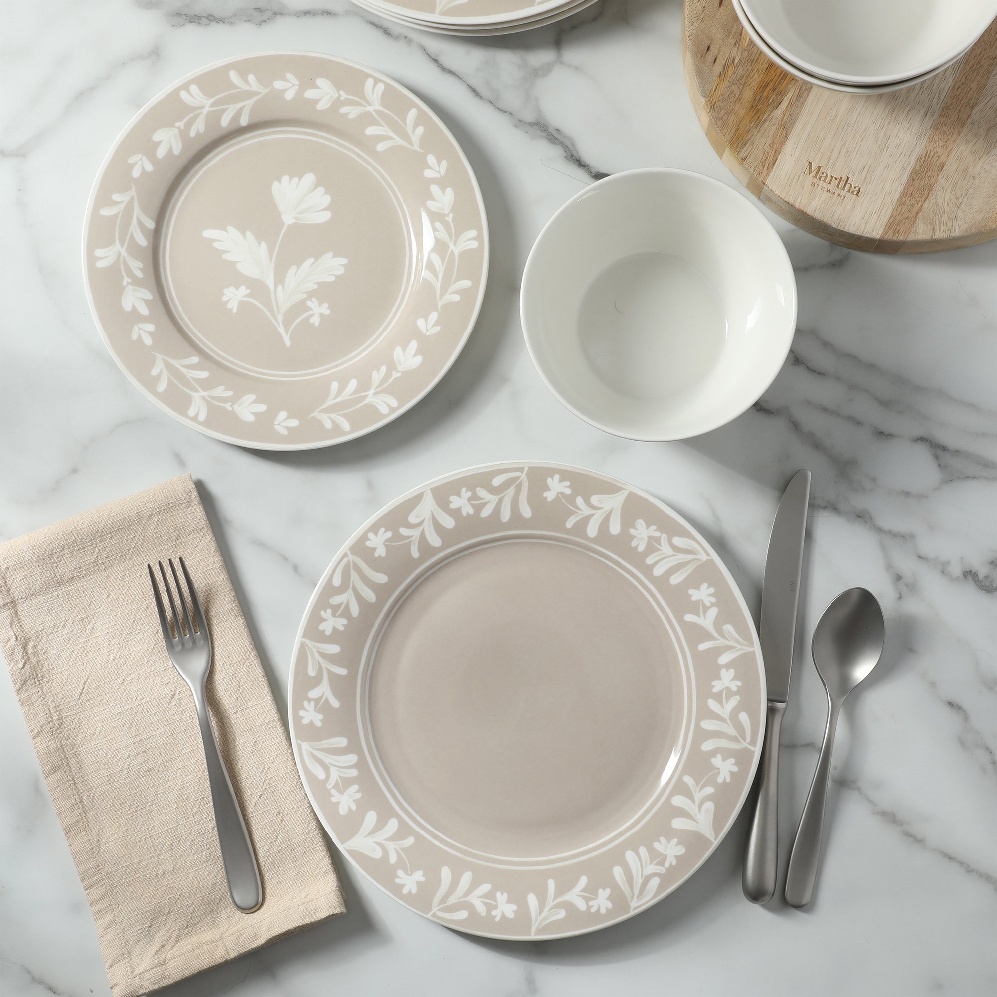 Martha Stewart Maiden Crown 12-Piece Dinnerware Set – Vegan Bone China Ceramic Plates & Bowls – Floral Design – Service for 4 – Dishwasher & Microwave Safe - Image 8