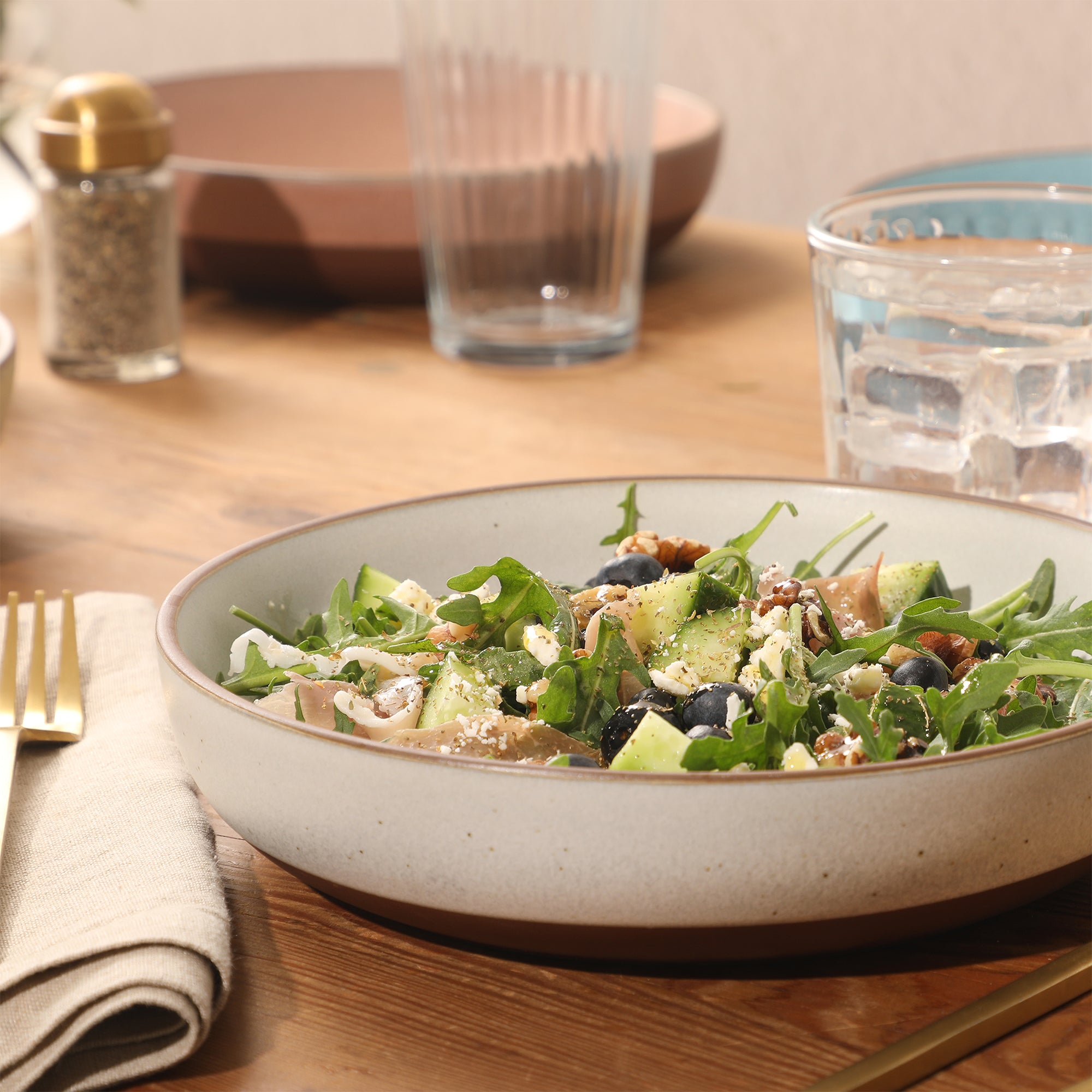 Gibson Elite William Crest 4 Piece Dinner Bowl Set, 8.5” Round Stoneware Bowls, Reactive Glaze Finish, Large Soup, Pasta & Salad Bowls, Microwave & Dishwasher Safe - Image 5