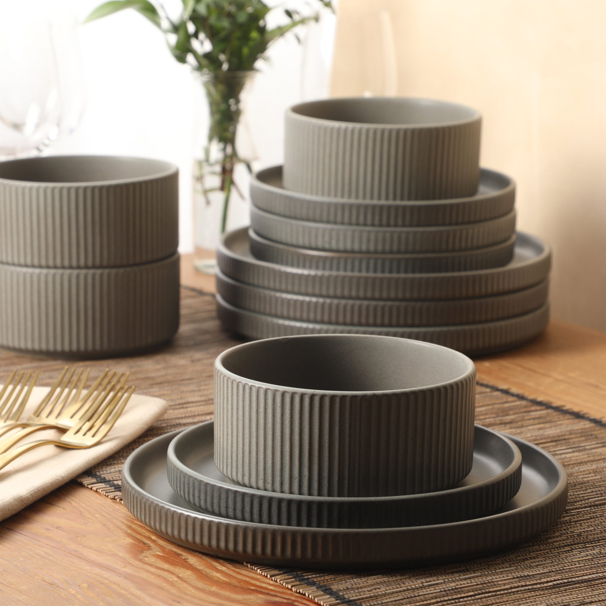 Gibson Elite Townscape Plates and Bowls 12 Piece Dinnerware Set, Service for 4 - Image 11