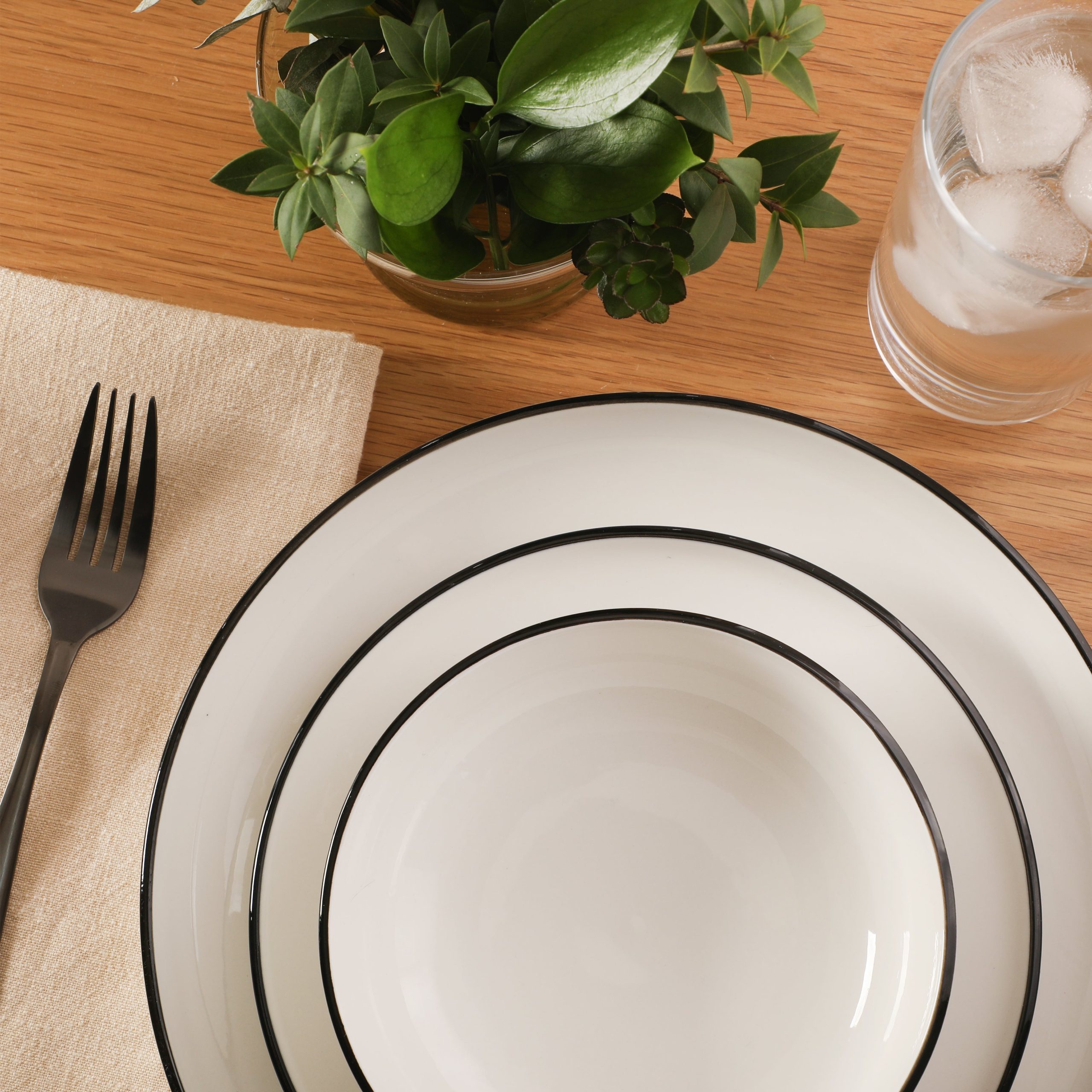 Gibson Home Havenstone 12-Piece Porcelain Dinnerware Set – Dinner Plates, Salad Plates & Bowls, Classic White With Black Rim Everyday Dish Set for Home, Kitchen, Microwave & Dishwasher Safe - Image 4