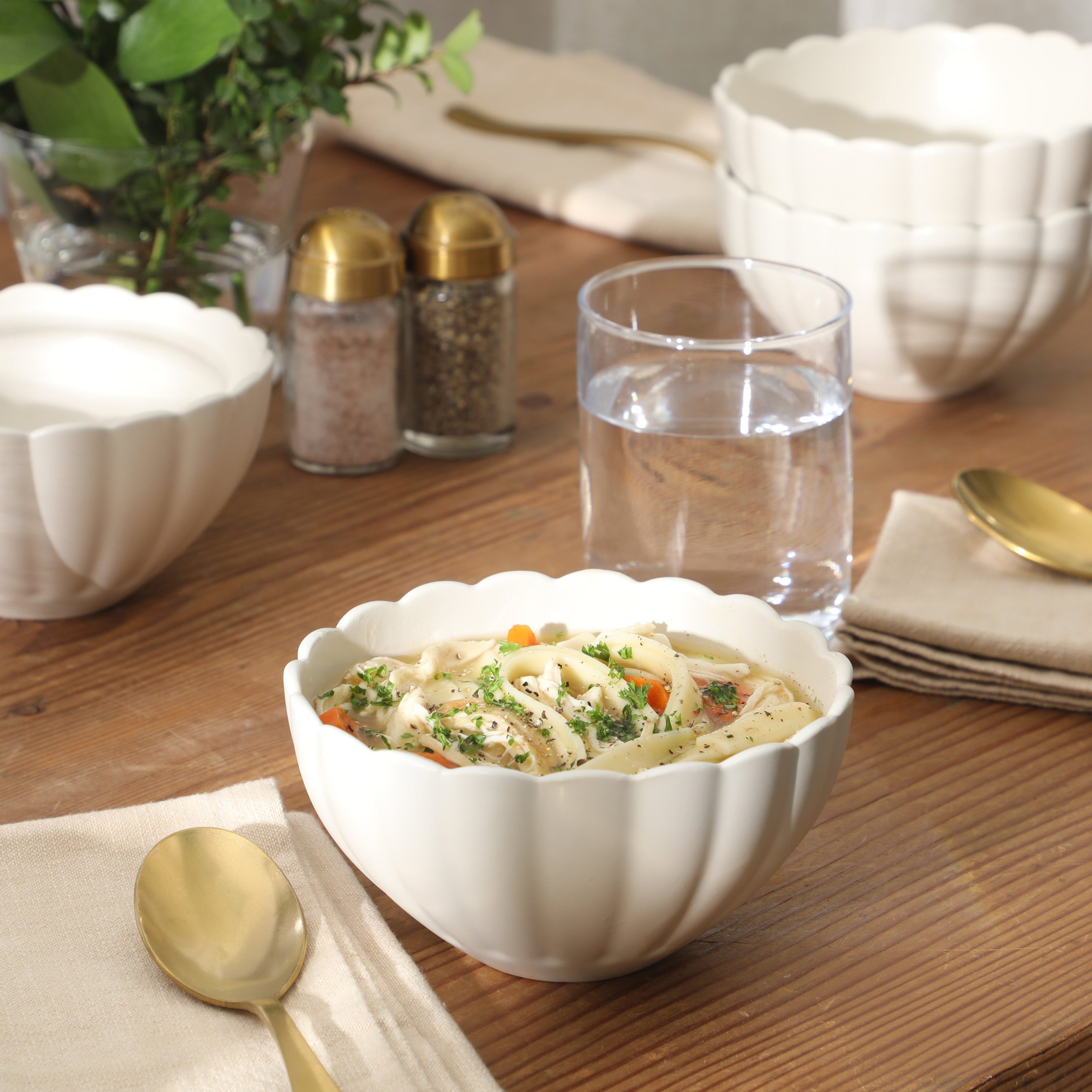 Gibson Elite Bistro Fleur Stoneware Cereal Bowls Set of 4, 5.5-Inch Scalloped Bowls, Fluted Kitchen Bowls for Cereal, Soup, Salad - Image 3