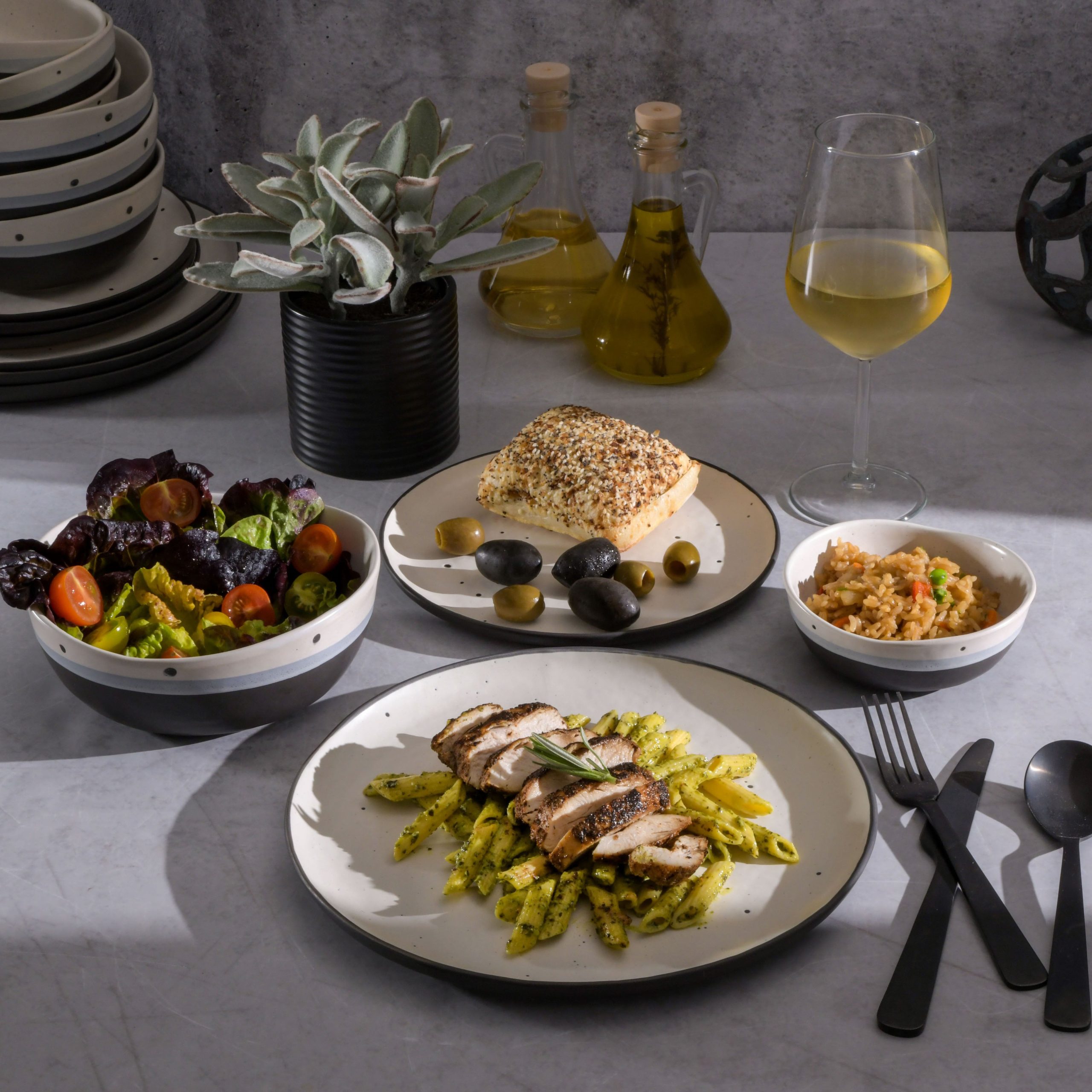 Gibson Elite Rhinebeck 16-Piece Double Bowl Reactive Stoneware Dinnerware Set - Image 2